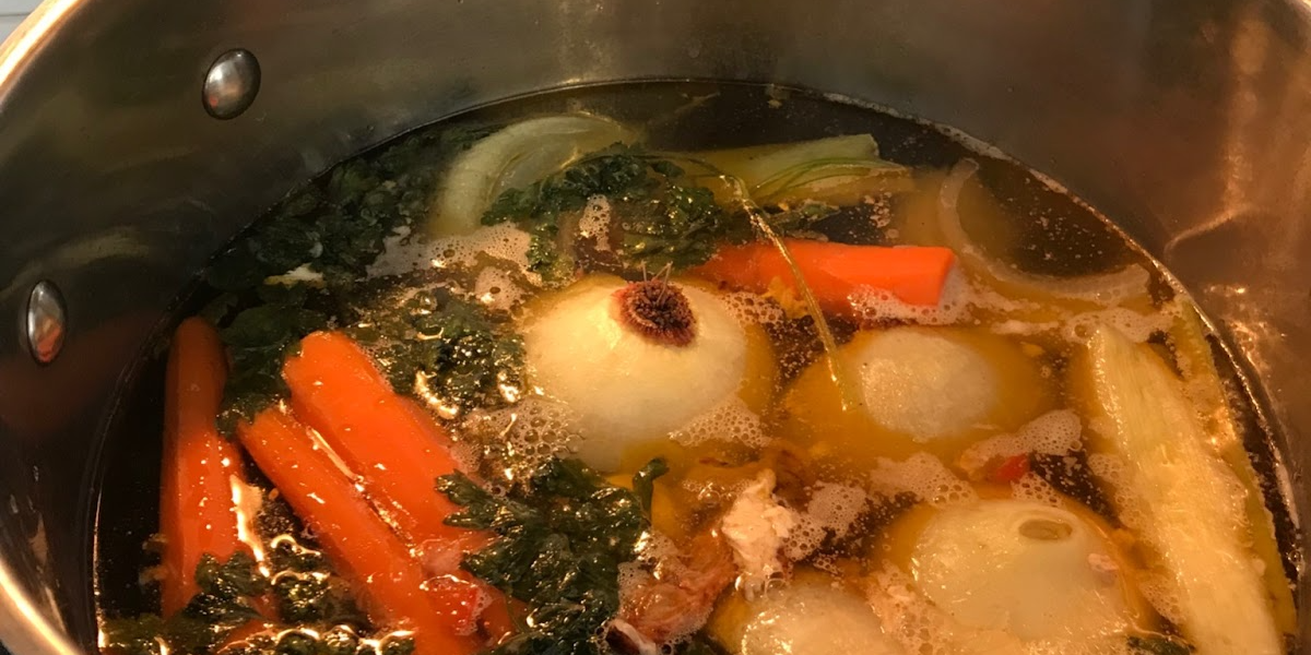 UMAMI Pressure Cooker Chicken Stock